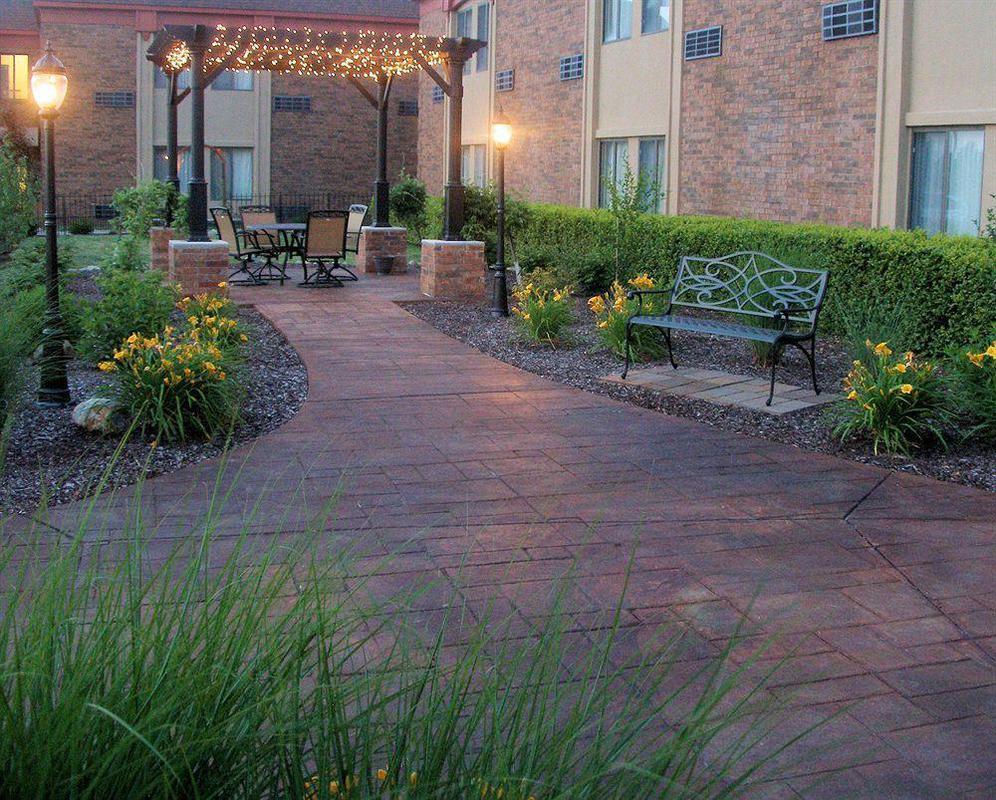 Suburban Studios Kansas City Airport North Platte City Exterior photo